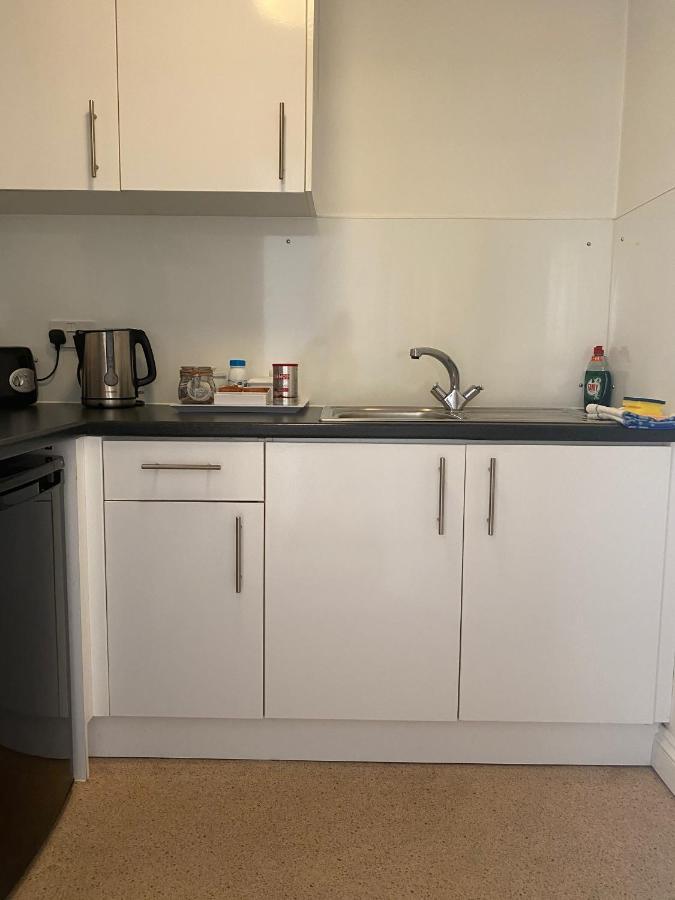 Byways Serviced Apartments ซอลส์บรี ภายนอก รูปภาพ
