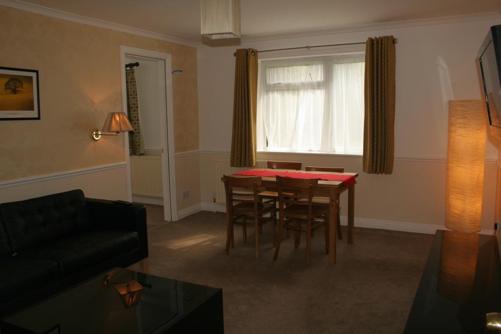 Byways Serviced Apartments ซอลส์บรี ห้อง รูปภาพ